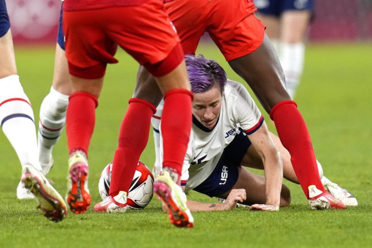 Canada upsets US with 1-0 win in women's soccer